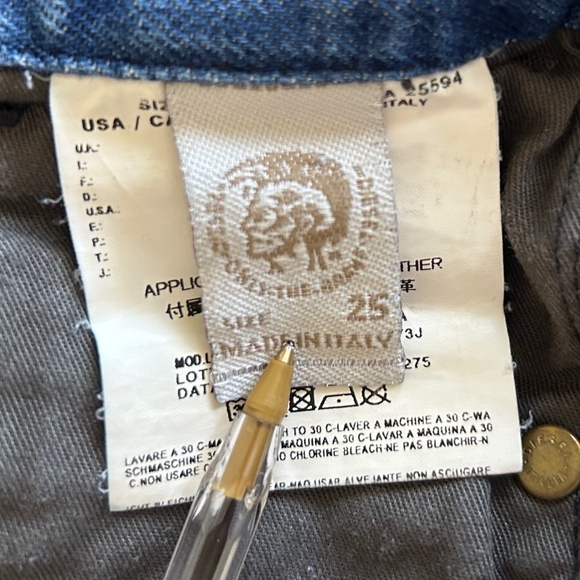 Pre-owned Women’s Diesel Louvely 73J - 25x32 - Picture 10 of 13